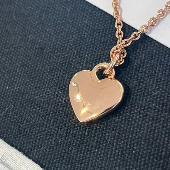 Earring and Necklace Set-Rose Gold** Limited Edition** - Picture 6 of 7